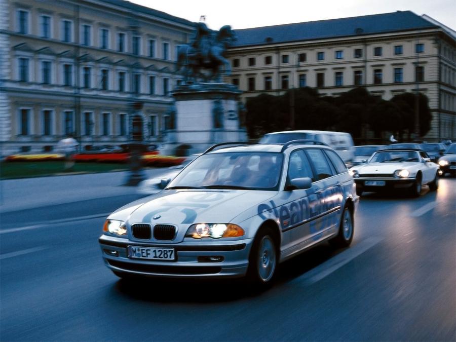  BMW 320g CleanEnergy Concept 2000 года  (фото 3 из 4)